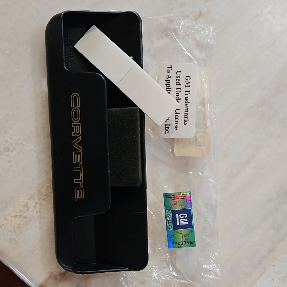 Corvette Black Electronics Organizer
